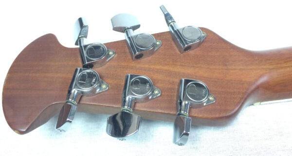 Ovation Celebrity Deluxe CC 268 Black