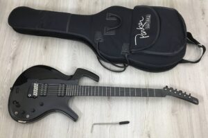 Parker Fly Deluxe Black 1996