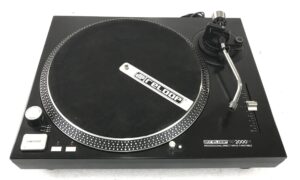 Reloop RP 2000M