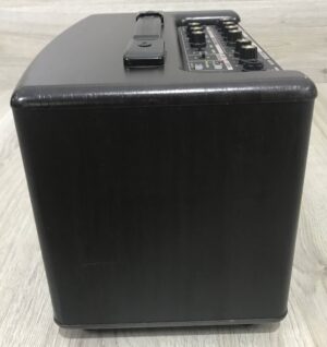 Roland AC-33 RW