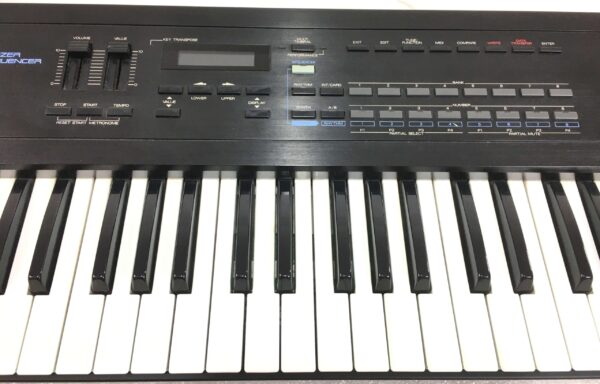 Roland D-20  Linear Synthesizer
