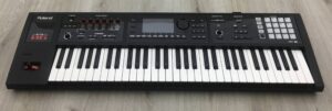 Roland FA-06