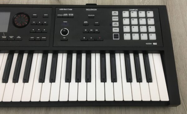 Roland FA-06