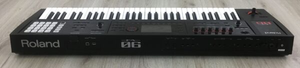 Roland FA-06