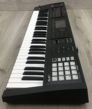 Roland FA-06