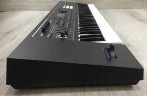Roland Juno DS61
