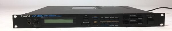 Roland JV880