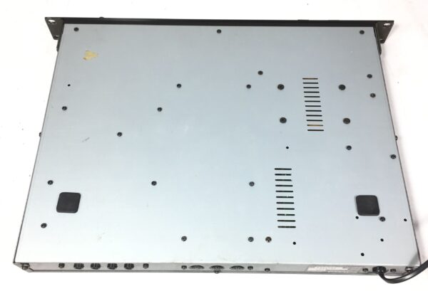 Roland JV880