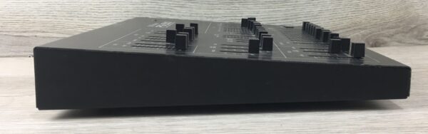Roland PG-300