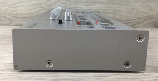 Roland TB-03