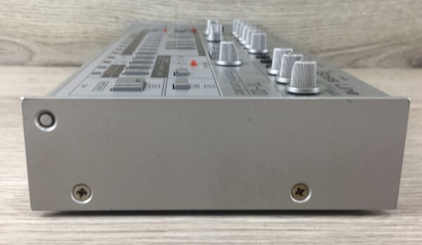 Roland TB-03