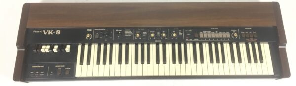 Roland VK-8 con custodia