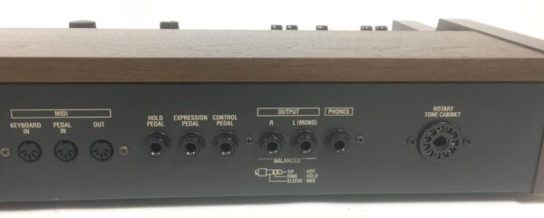 Roland VK-8 con custodia