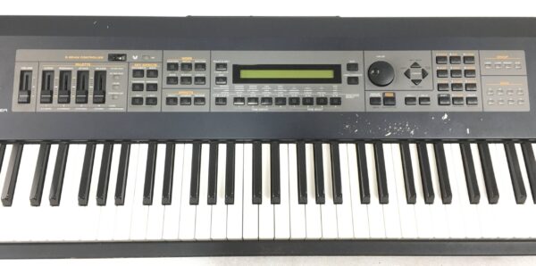 Roland XV-88