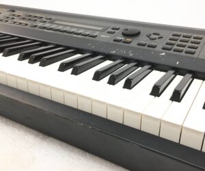 Roland XV-88
