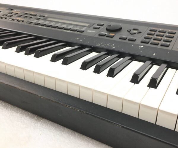 Roland XV-88