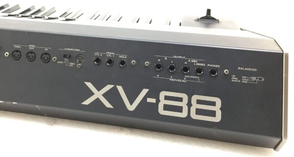 Roland XV-88