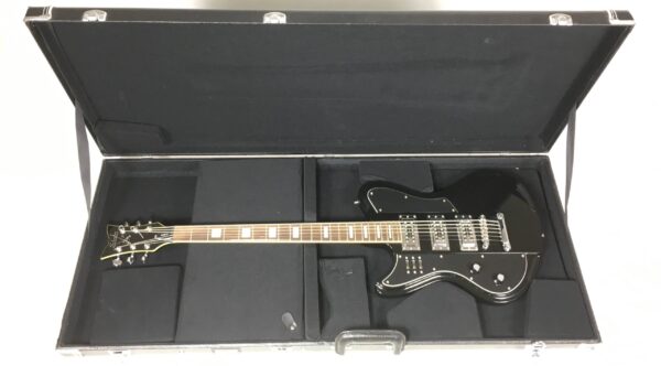 Schecter Ultra VI Baritona Mancina con custodia rigida