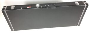 Schecter Ultra VI Baritona Mancina con custodia rigida
