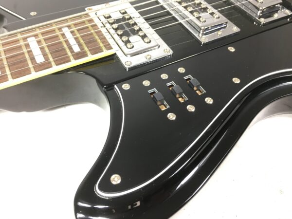 Schecter Ultra VI Baritona Mancina con custodia rigida