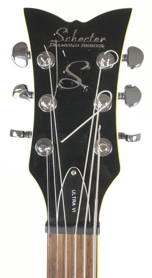 Schecter Ultra VI Baritona Mancina con custodia rigida