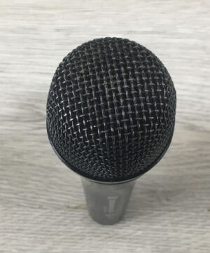 Sennheiser E835