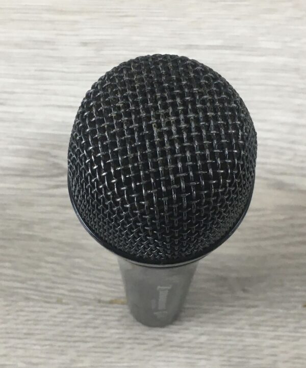 Sennheiser E835