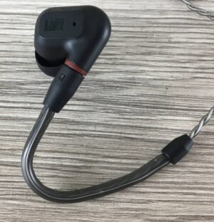Sennheiser IE 200
