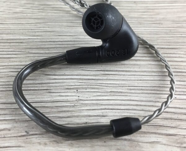Sennheiser IE 200