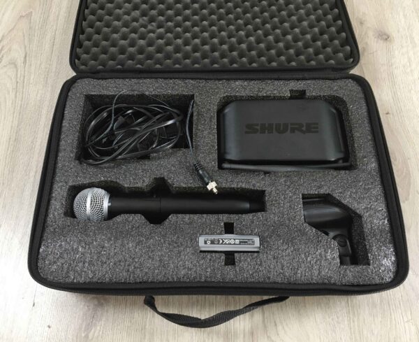 Shure GLXD24+  SM58