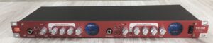 SM Pro Audio TC02 preamplificatore compressore valvolare