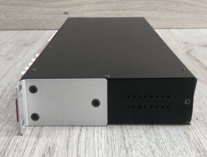 SM Pro Audio TC02 preamplificatore compressore valvolare
