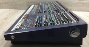 Soundcraft LX7 II