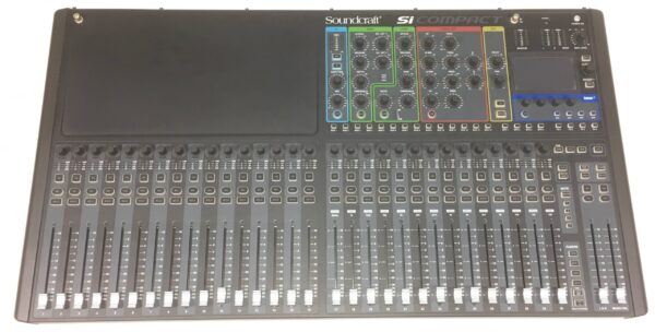 Soundcraft Si Compact 32 canali con flight case