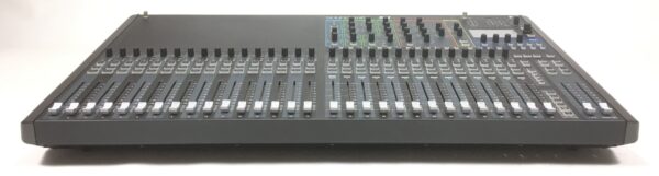 Soundcraft Si Compact 32 canali con flight case