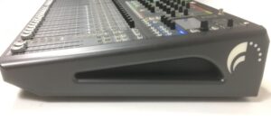 Soundcraft Si Compact 32 canali con flight case
