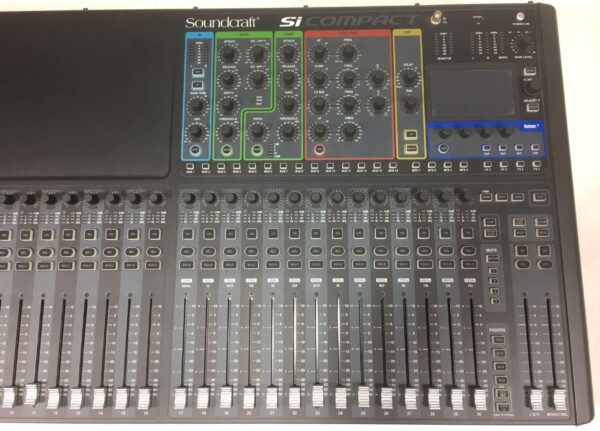 Soundcraft Si Compact 32 canali con flight case