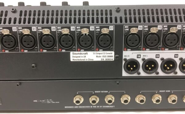 Soundcraft Si Compact 32 canali con flight case