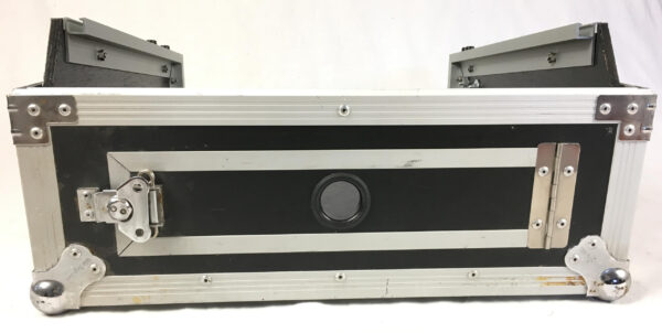 Stage Line Flight Case per mixer e 4 unità rack