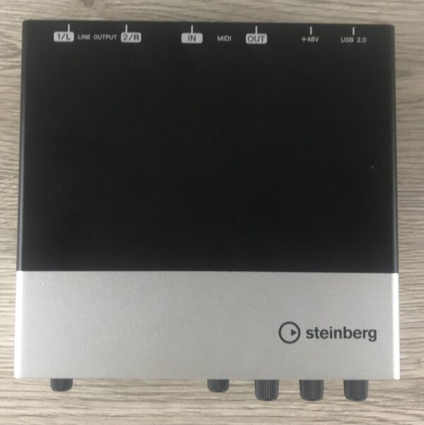 Steinberg UR22