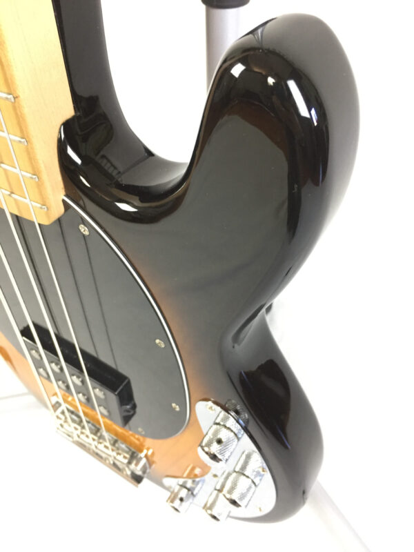 Sterling Sting RAY 34 Sunburst