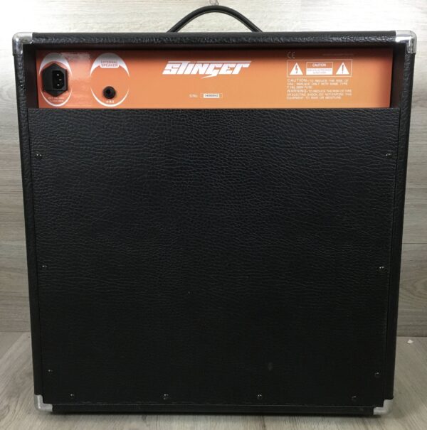 Stinger STP50B combo per basso