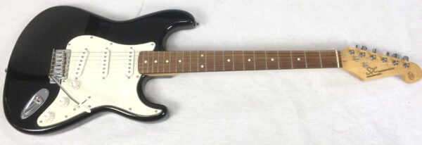 SX Stratocaster con amplificatore e custodia