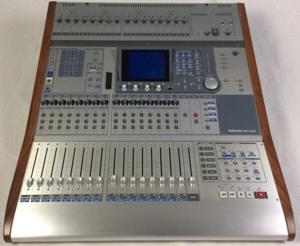 Tascam DM3200 + IF FW MKII