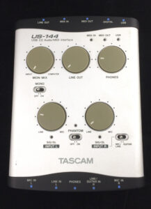 Tascam US-144