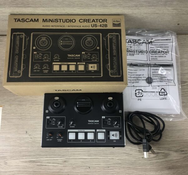 Tascam US-42B
