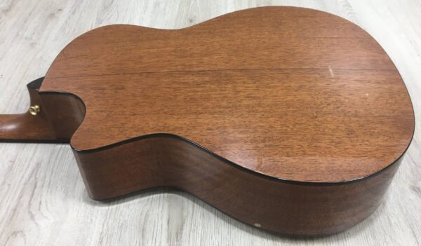 Taylor 514 CE Seriale 981005106