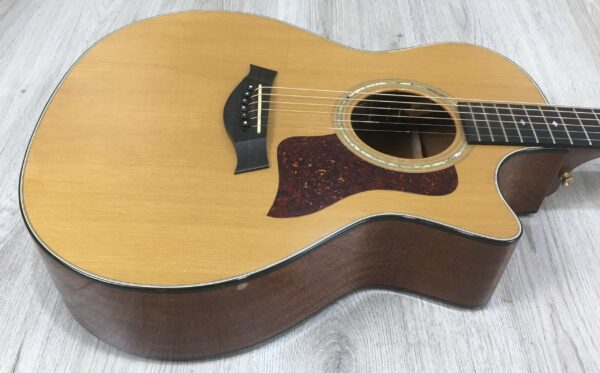 Taylor 514 CE Seriale 981005106