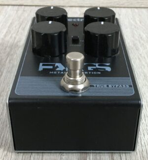 Tc Electronic Fangs Metal Distortion