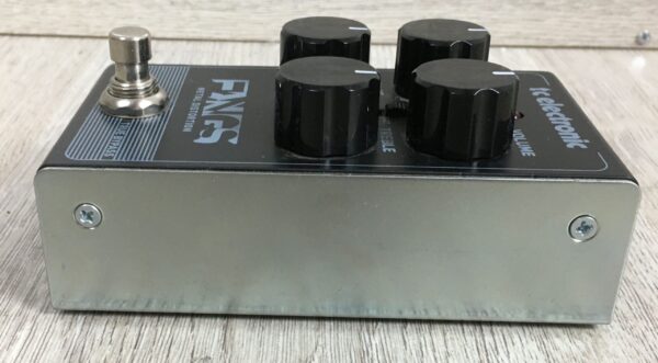Tc Electronic Fangs Metal Distortion